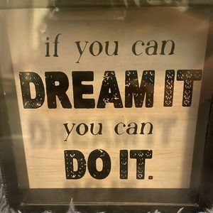 NWT Dream It Picture Box